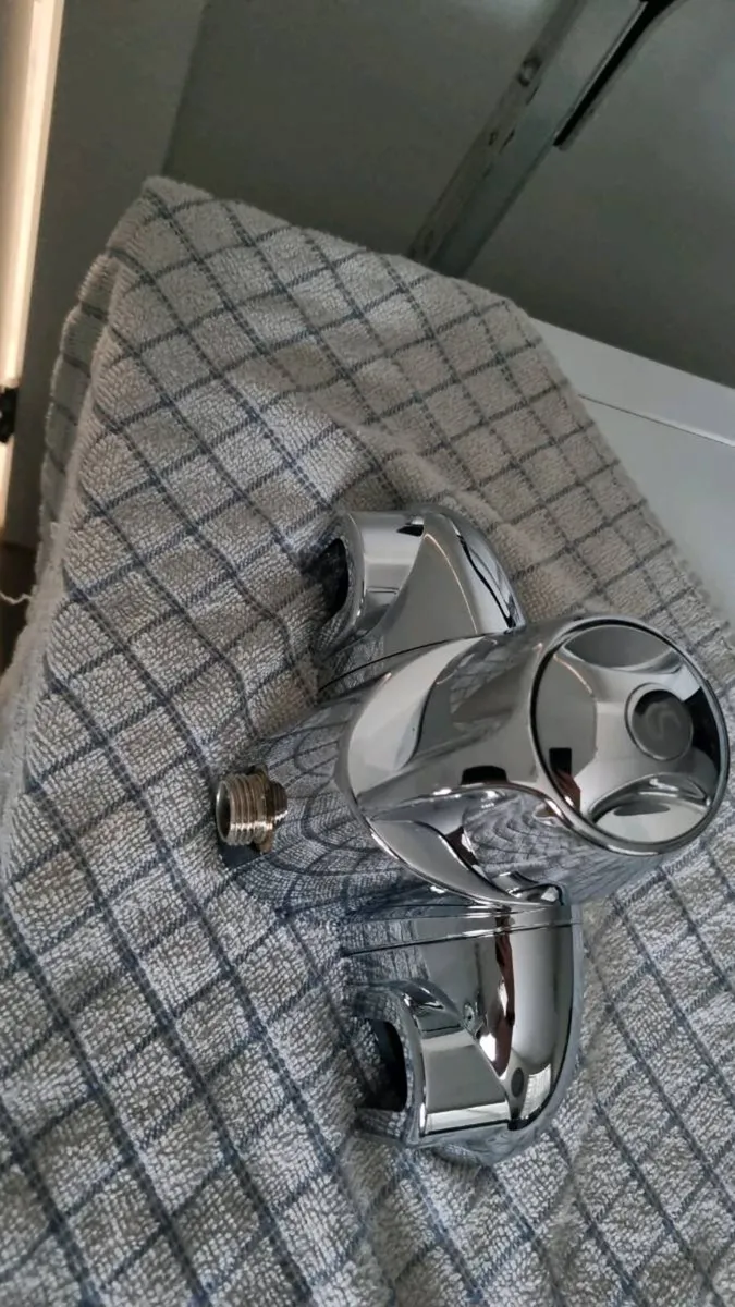 Chrome Thermostatic Shower Valve - Image 4
