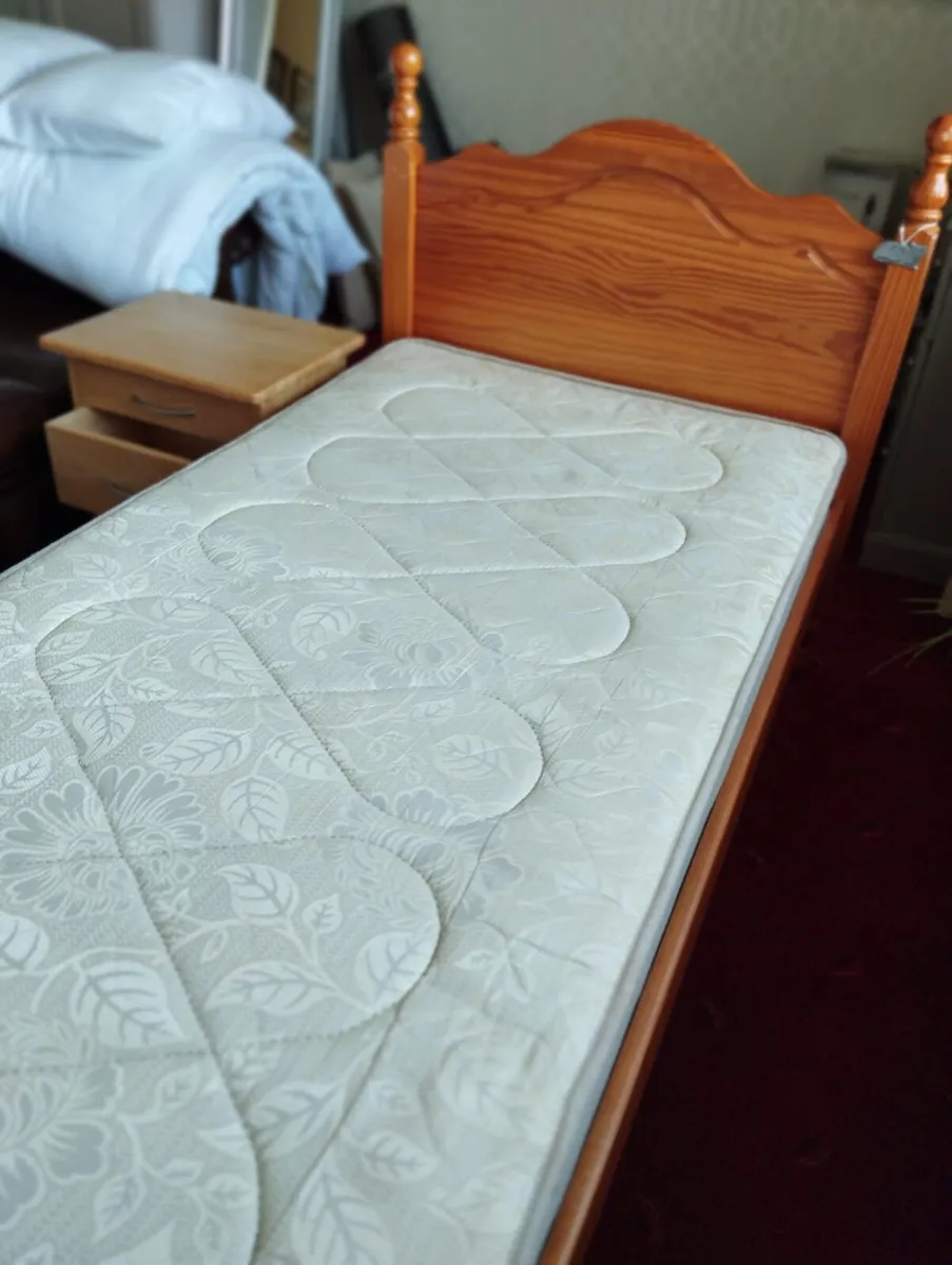 Single Bed - Image 2