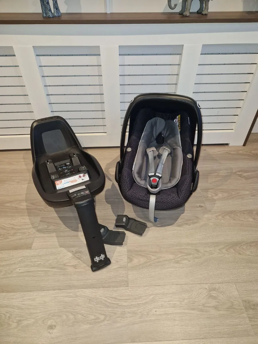 IMMACULATE Uppababy Vista car seat isofix footmuff - Image 4