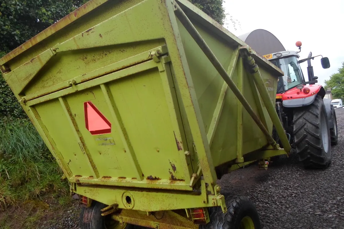 TRAILER - Image 1