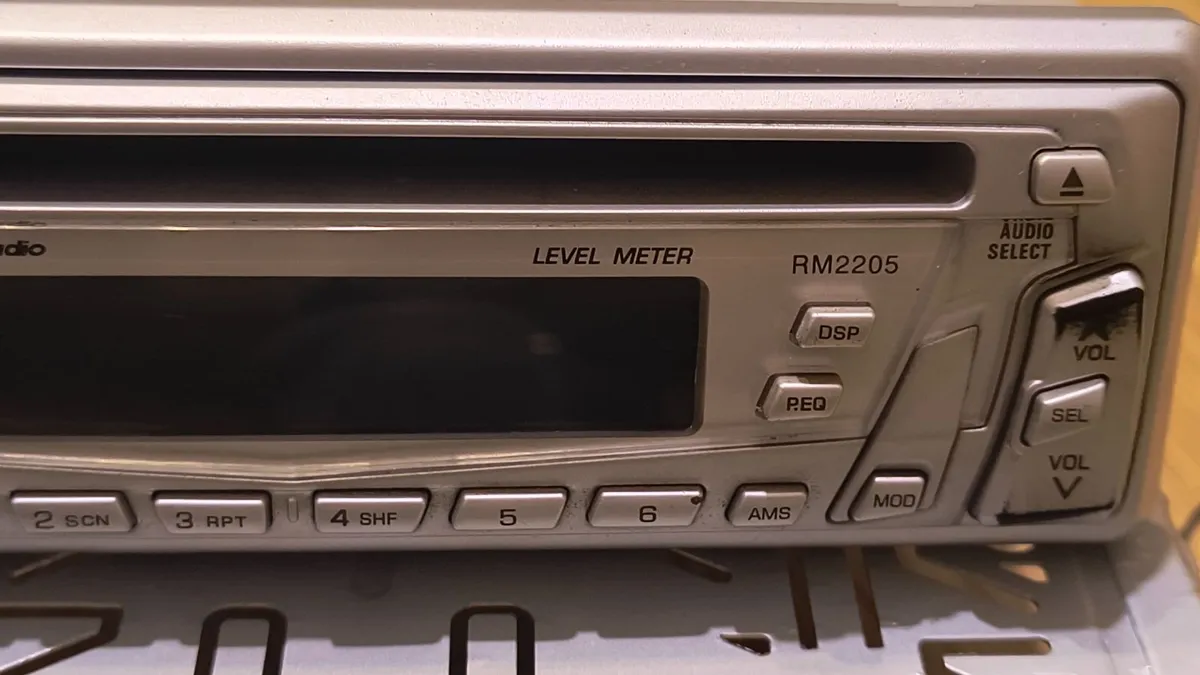 Compact Disc Digital Audio radio - Image 3