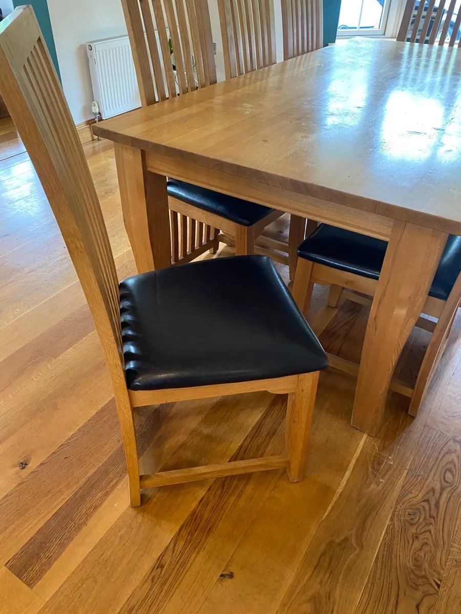 Dining Table and chairs - Image 2