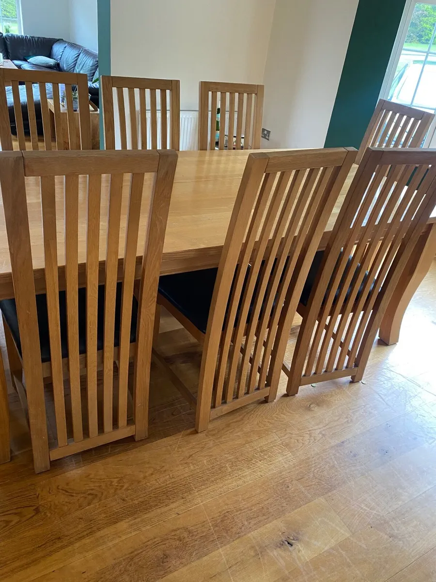 Dining Table and chairs - Image 3
