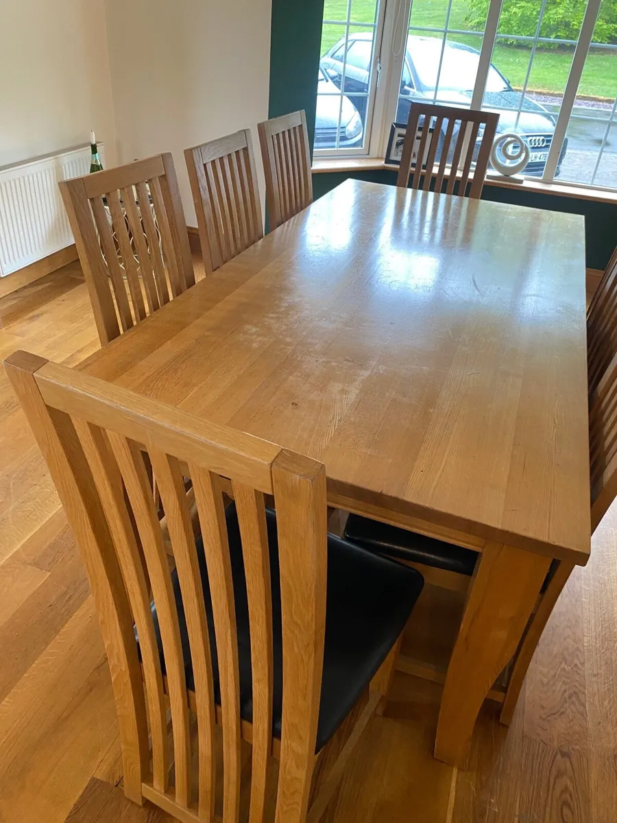 Dining Table and chairs - Image 1