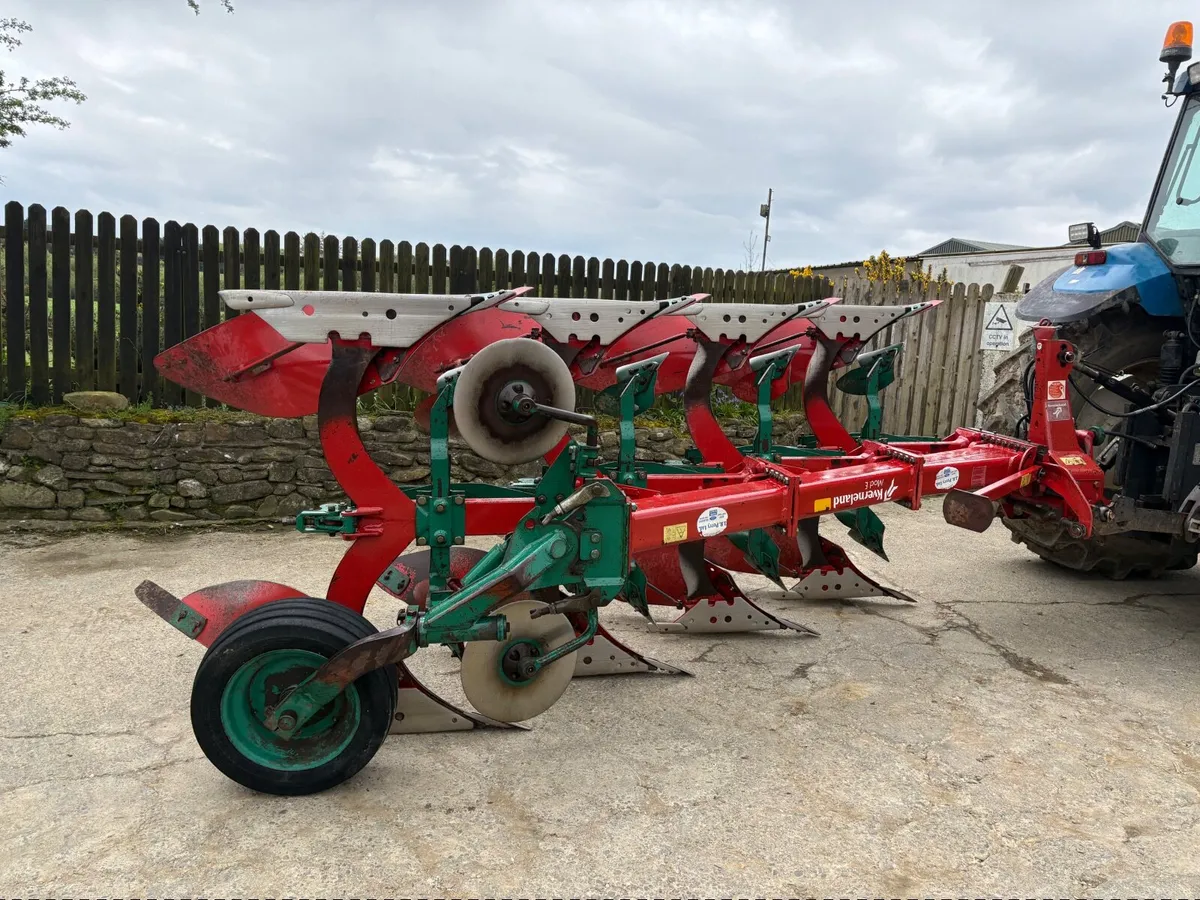 Kverneland Model E - 16 inch  Plough - Image 3
