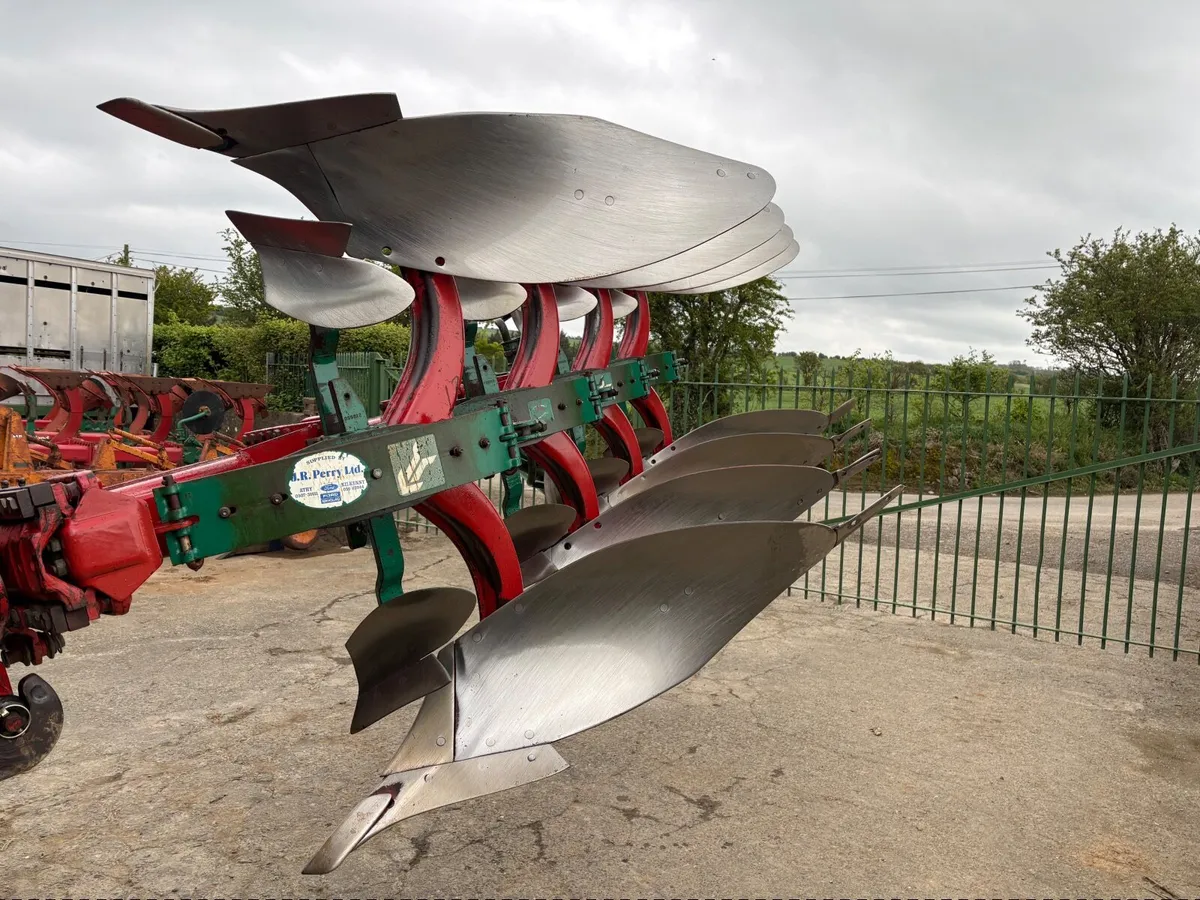Kverneland Model E - 16 inch  Plough - Image 4