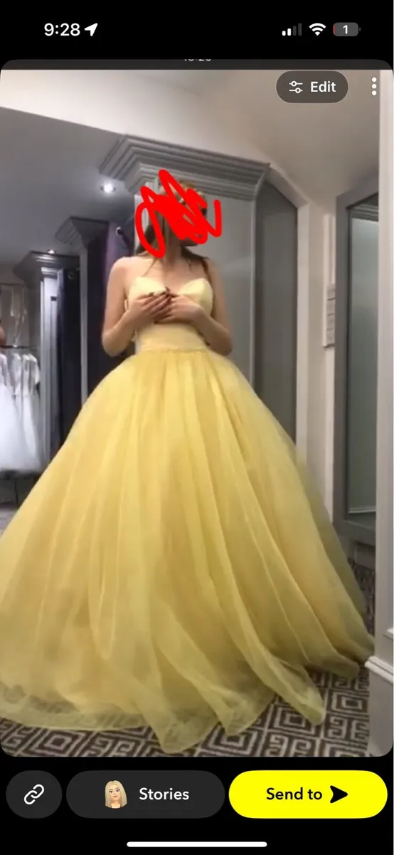Yellow debs dress - Image 4