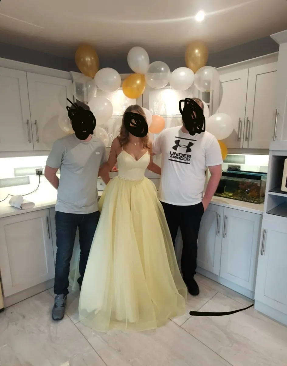 Yellow debs dress - Image 2