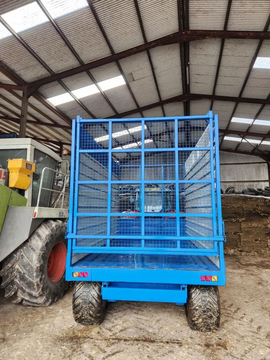 Silage trailer - Image 2