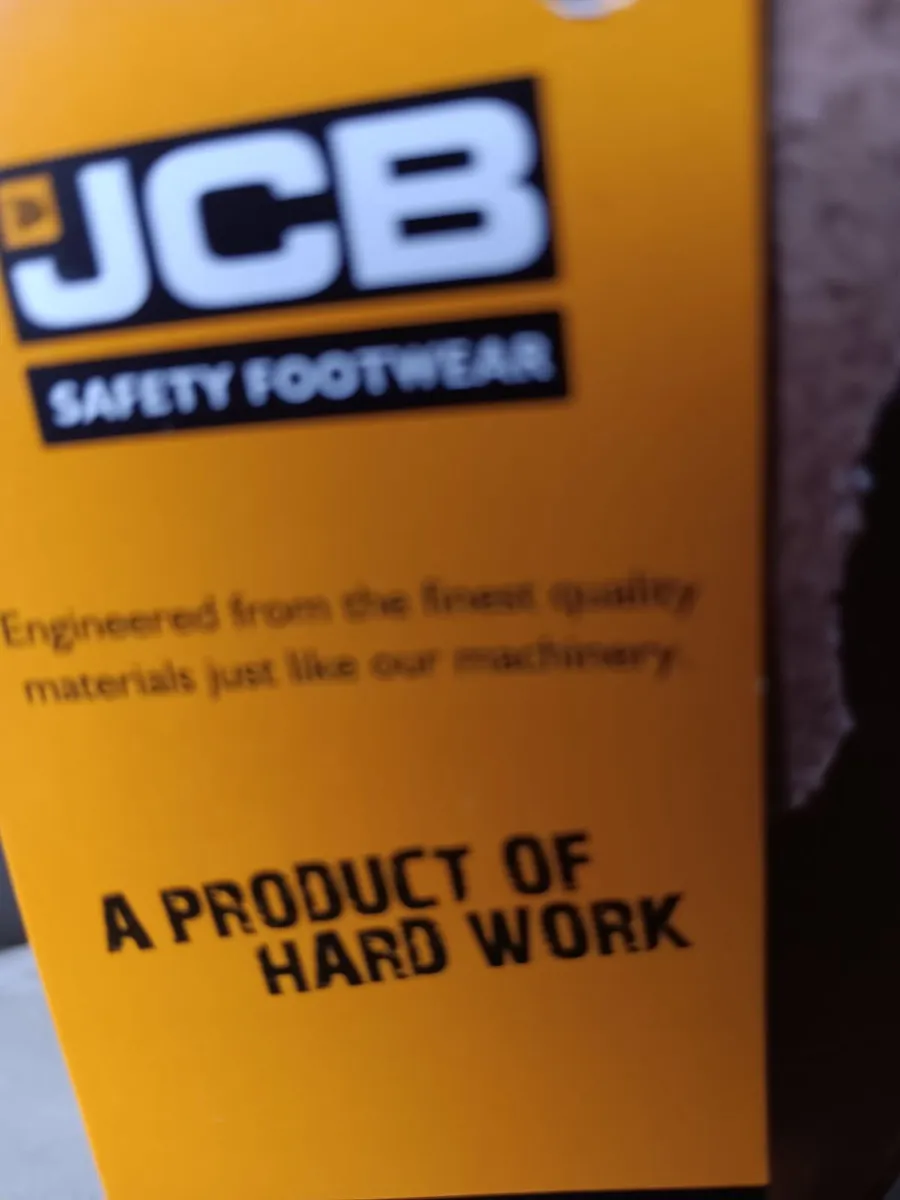 JCB RIGGER BOOTS (BRAND NEW) - Image 3