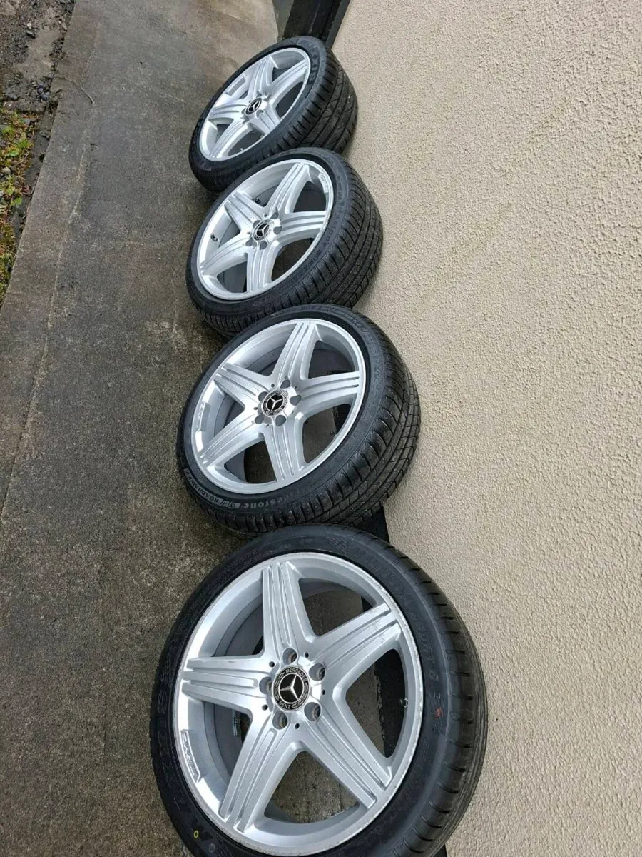 Genuine AMG Mercedes 18" alloys - Image 3