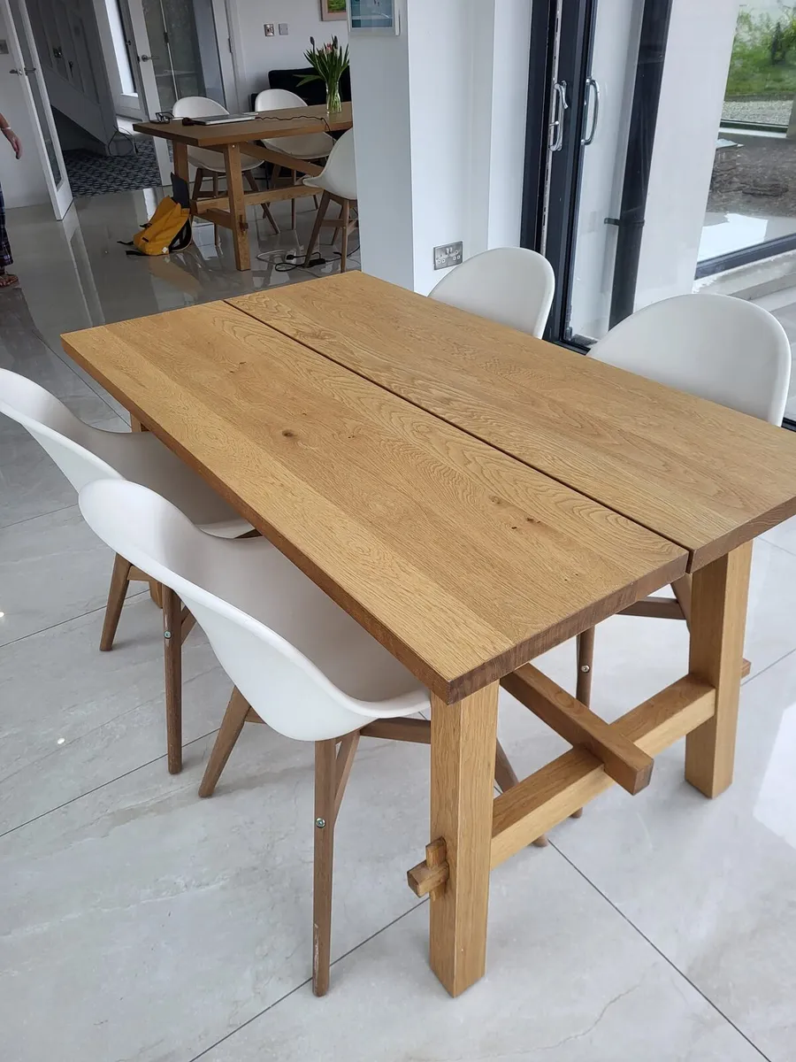 Oak Table & 4 chairs - Image 1