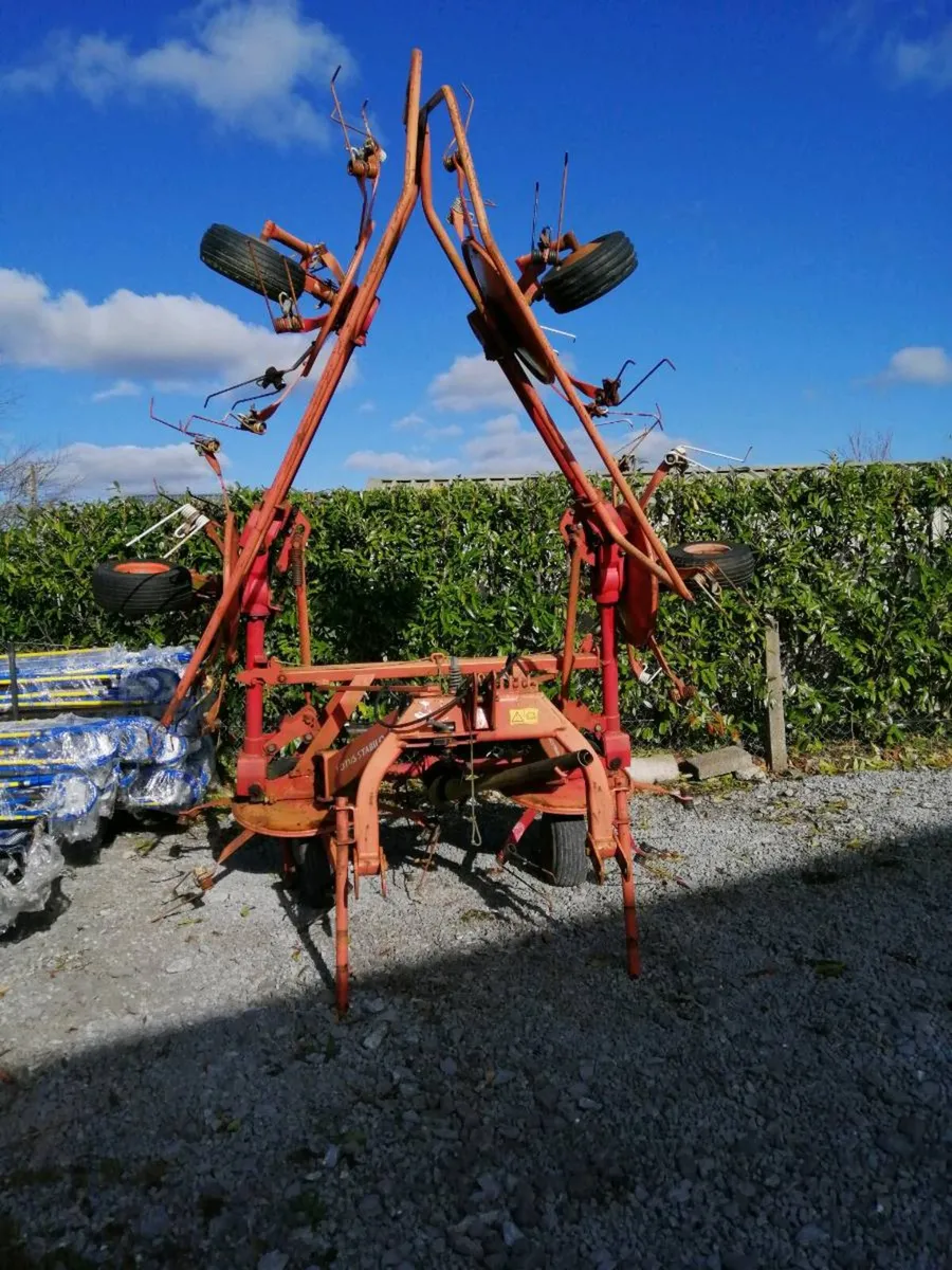 LELY 770 TEDDER. - Image 1