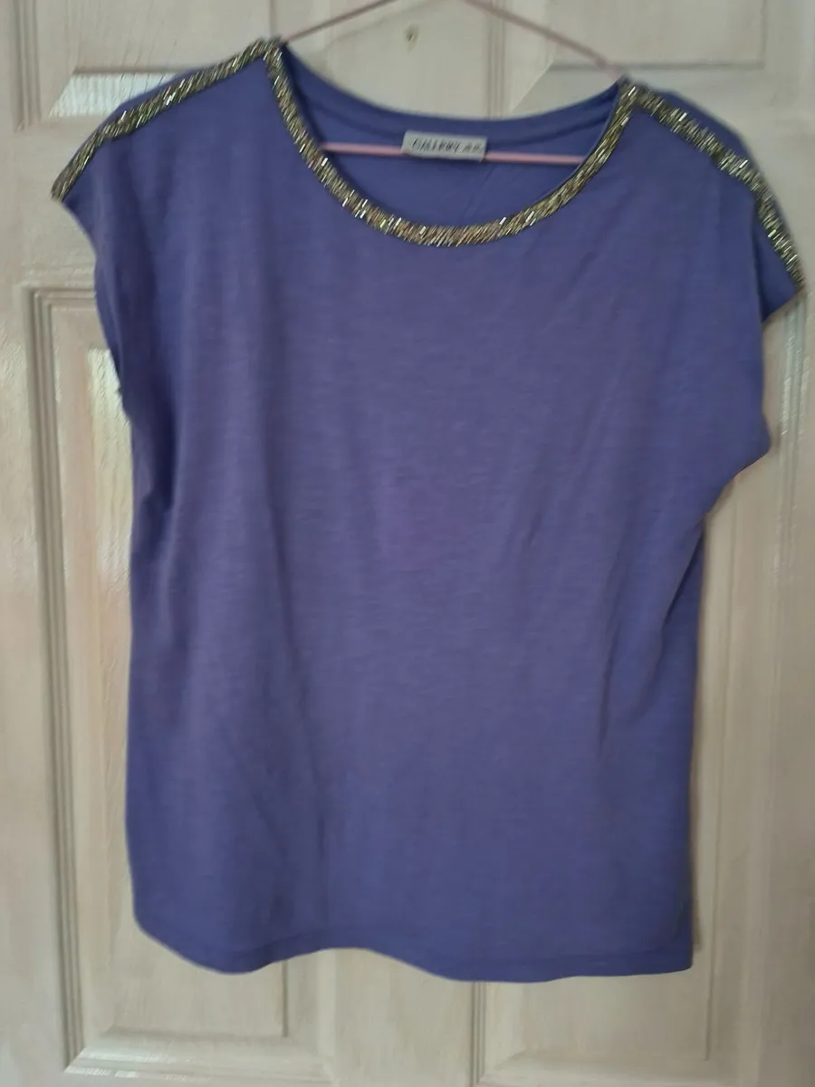Clothes - Image 3