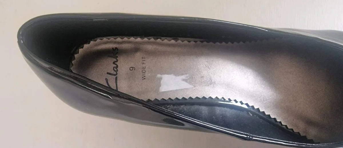 New Clarks black wedge shoes sz 9 - Image 4