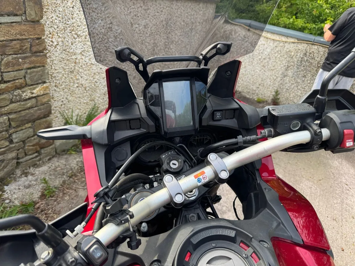 Honda CRF 1000-AJ Africa Twin - Image 4