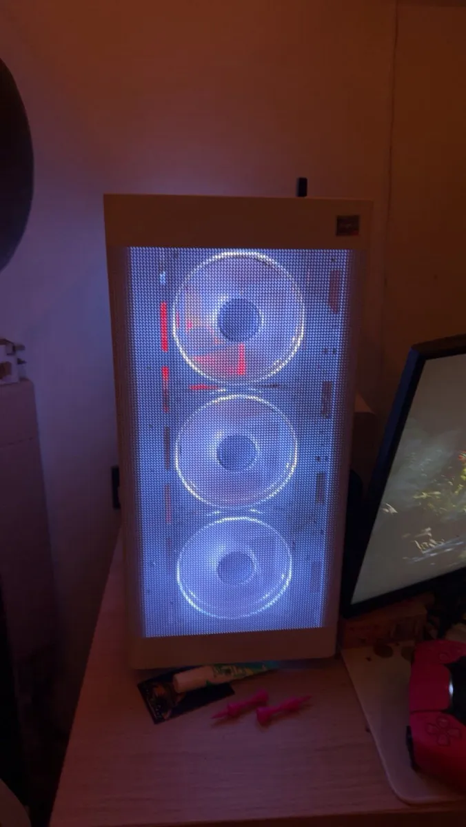 Gaming P.C& 1920x1080 monitor with a 180hz - Image 1