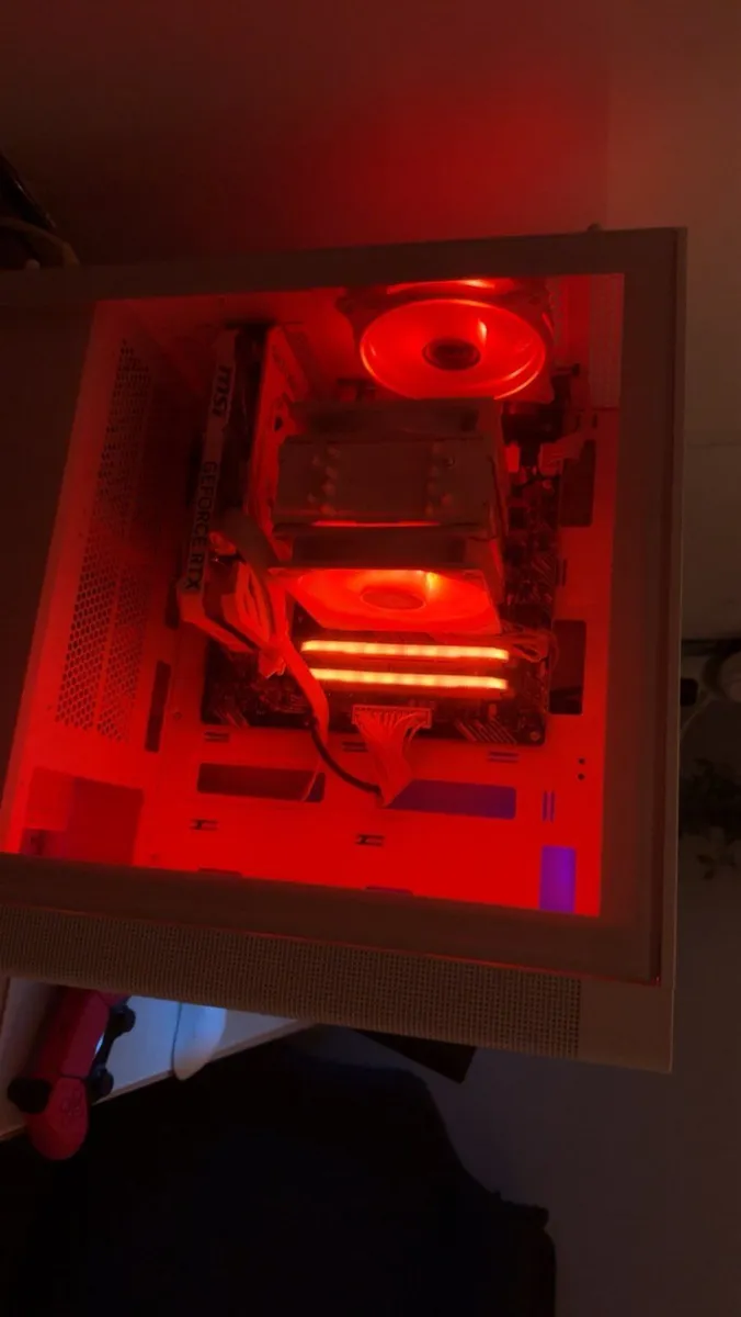 Gaming P.C& 1920x1080 monitor with a 180hz - Image 4