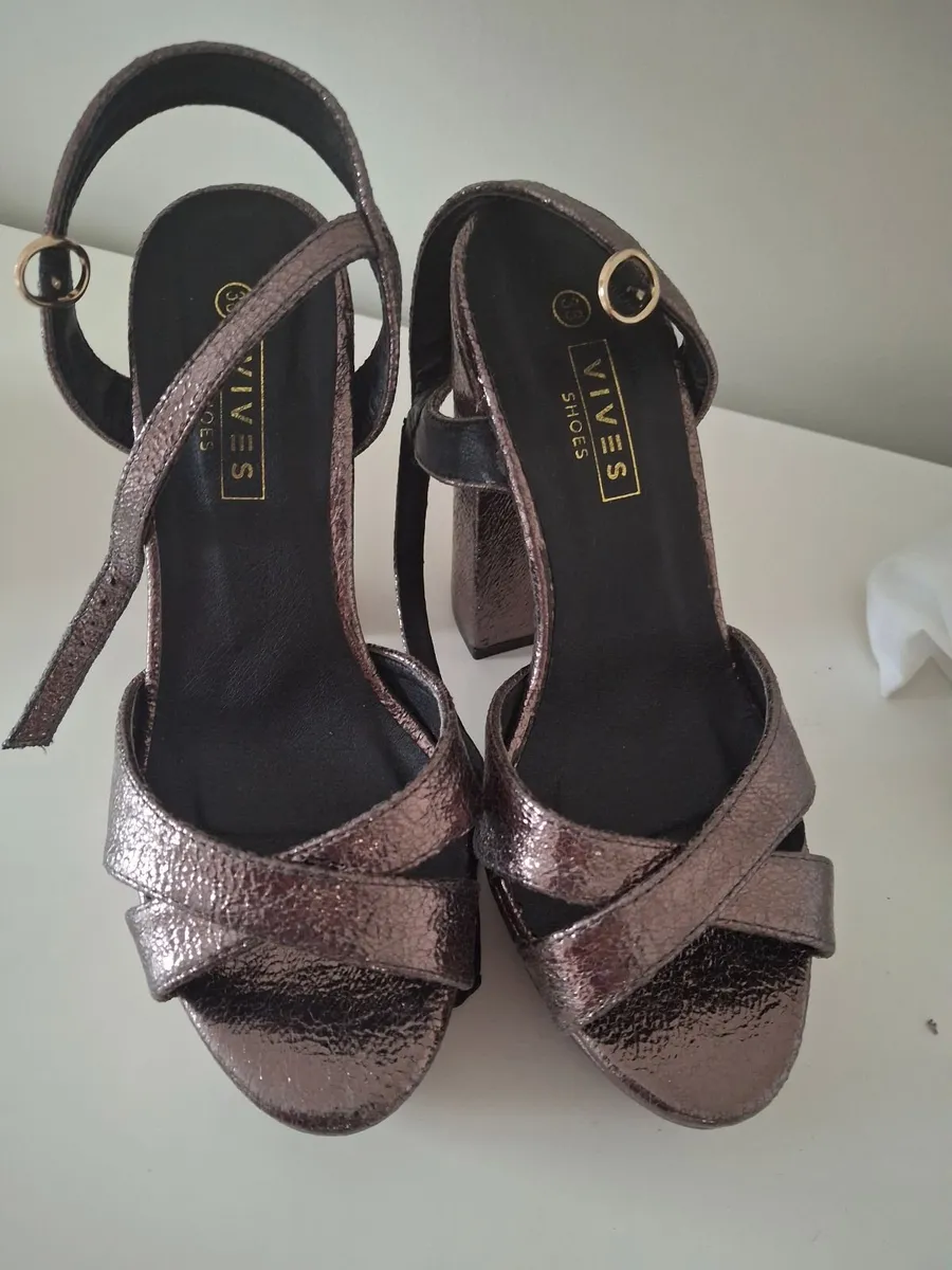 Metallic high heels - Image 2