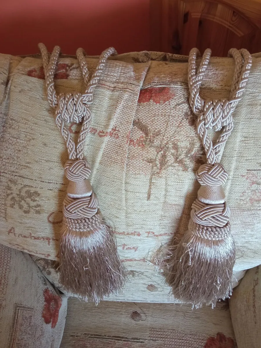 Curtains Tie Backs