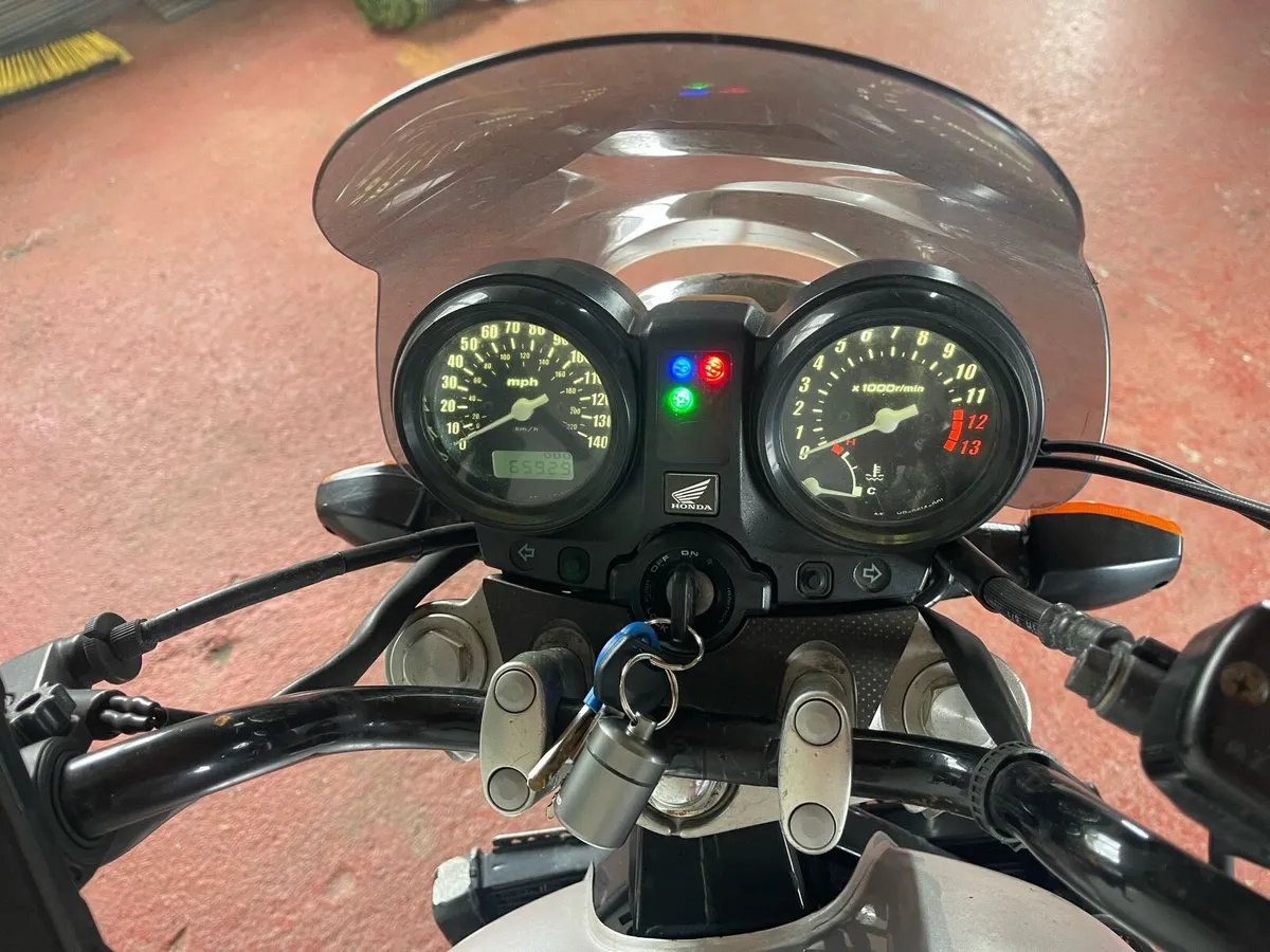 Honda cbf - Image 4