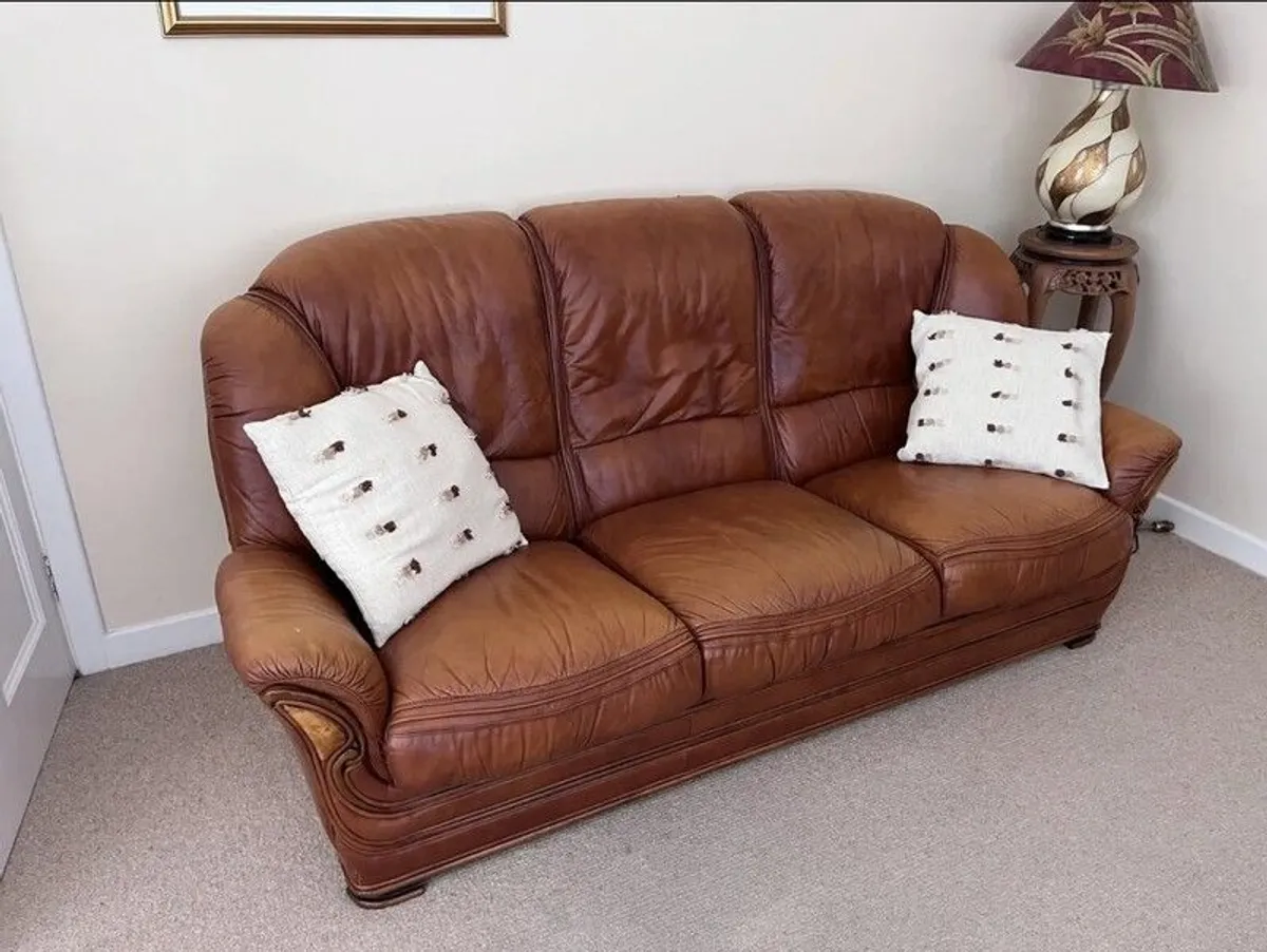 Vintage Tan Leather Suite - 20% off - Image 1