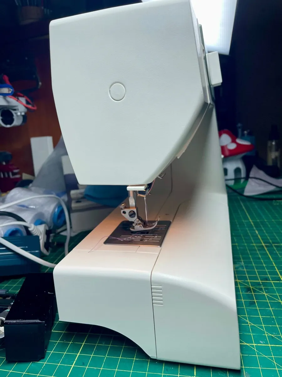 PFAFF hobby 1030 Sewing Machine - Serviced - Excel - Image 3