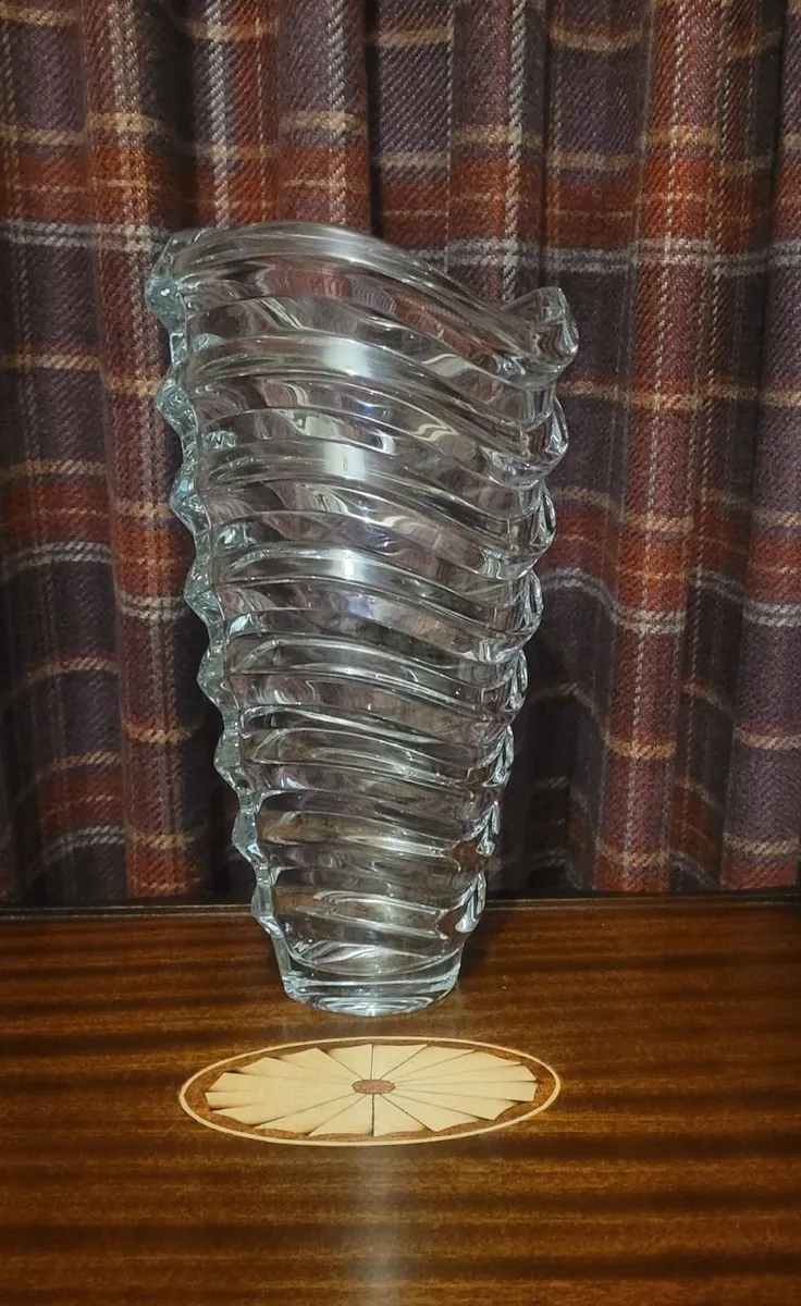 Galway Crystal 13  Inches Height Vase - Image 3