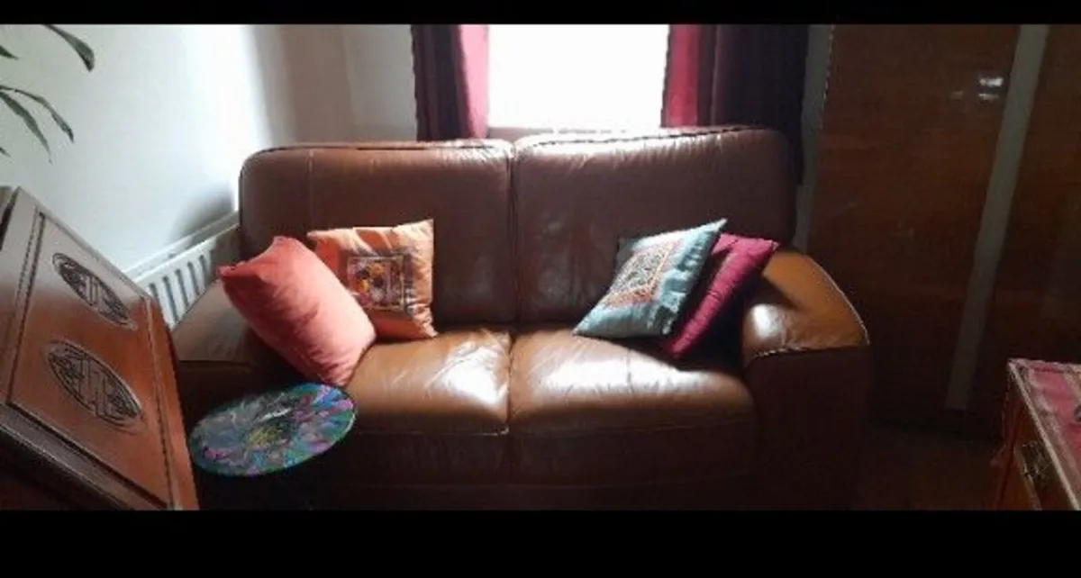 Sofa - vintage brown leather 2 seater - Image 1