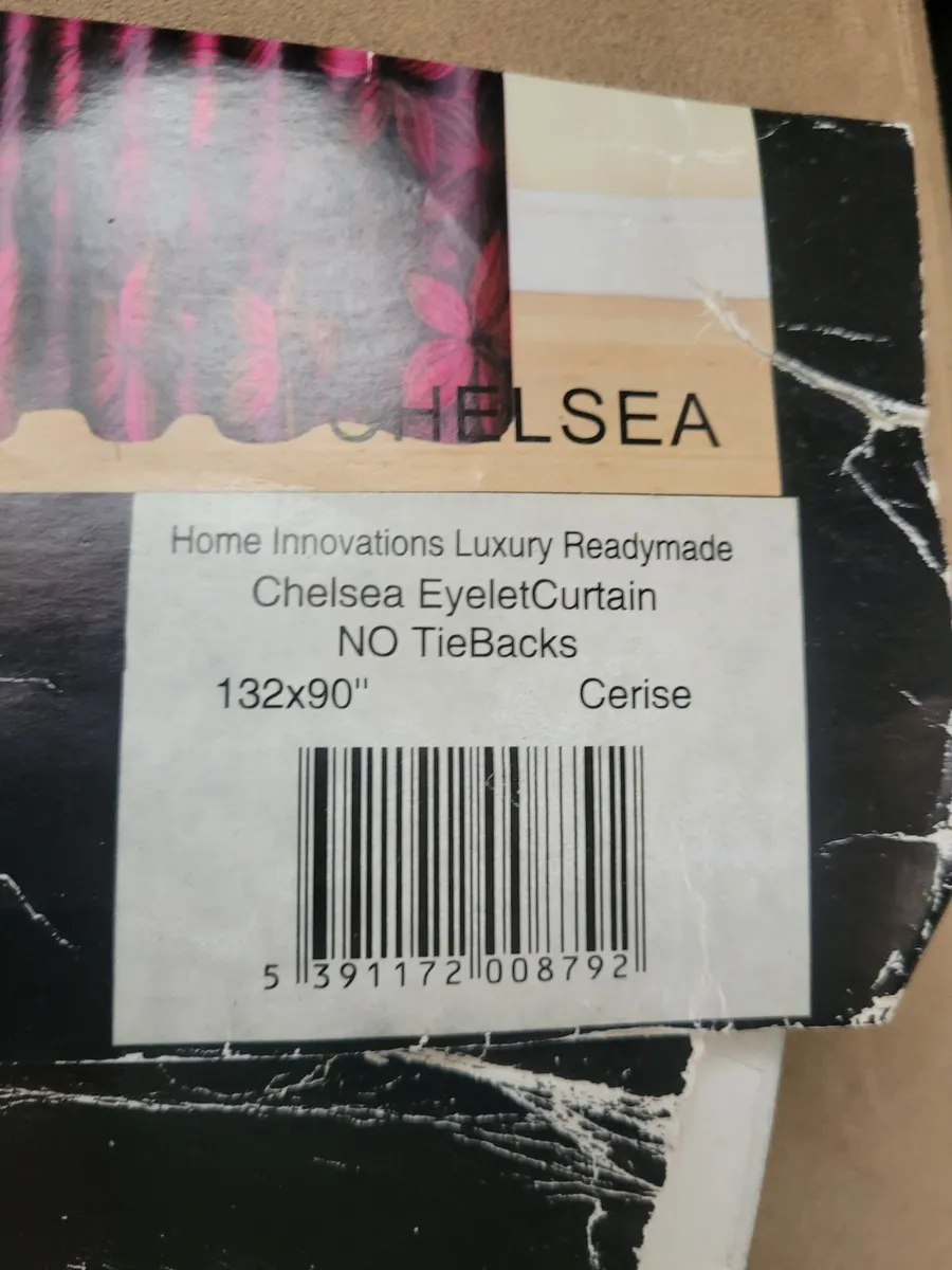 Eyelet Curtains 130 Wide x 90 length - Image 1
