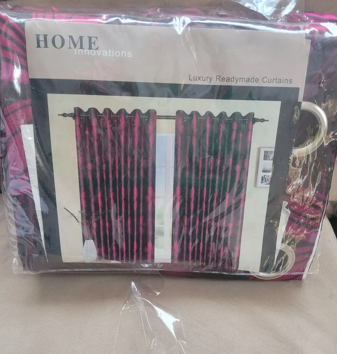 Eyelet Curtains 130 Wide x 90 length - Image 2