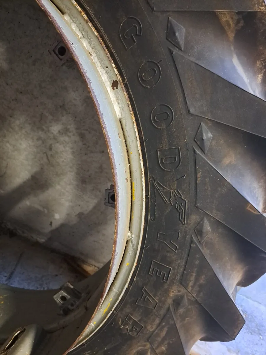 Tyre - Image 2