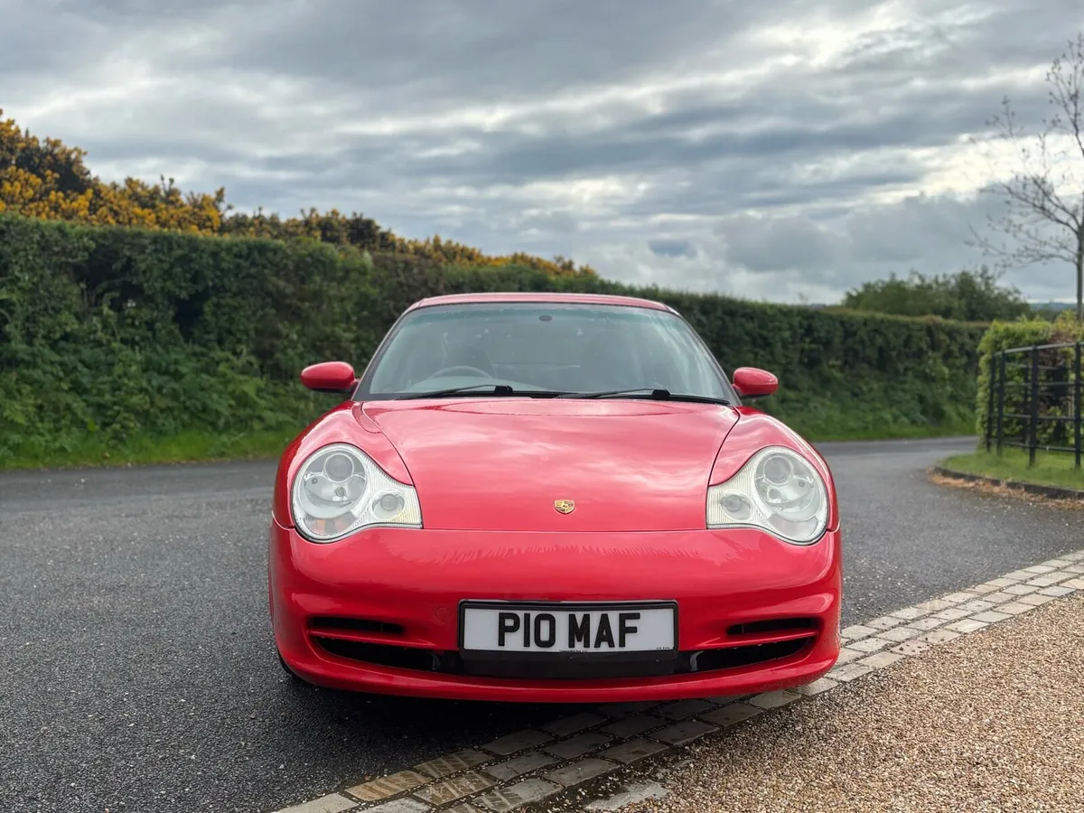 2004 Porsche 996.2 911 Carrera Manual - Image 2