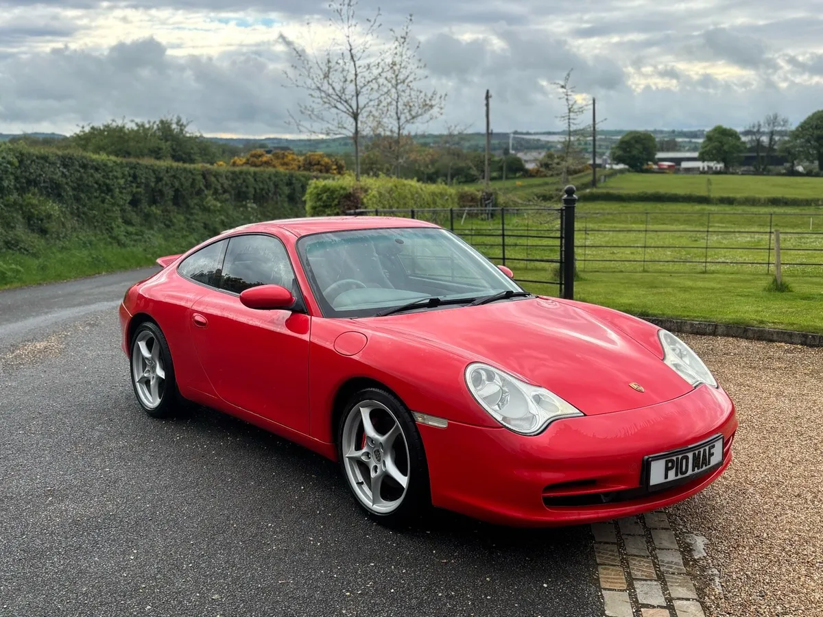 2004 Porsche 996.2 911 Carrera Manual - Image 3