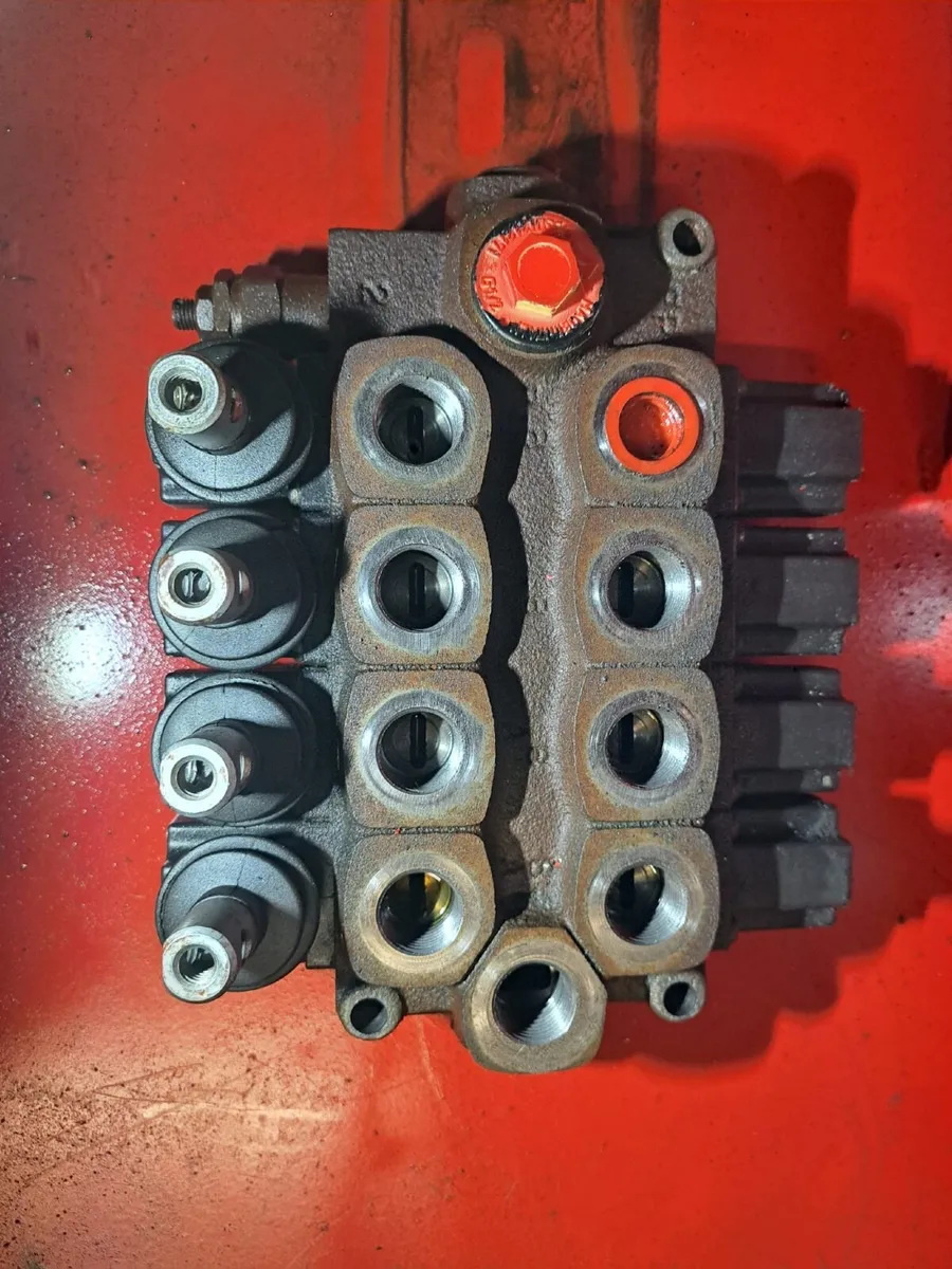 Hydraulic Chest Valve