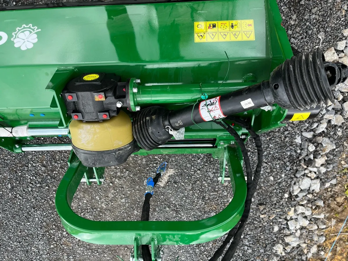 New 2.4m mulcher / topper with side shift - Image 3