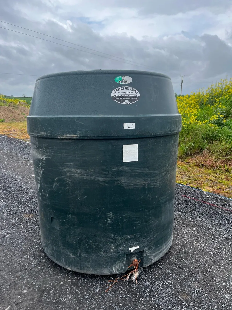 3000L Carbury Oil Tank Beehive type - Image 1