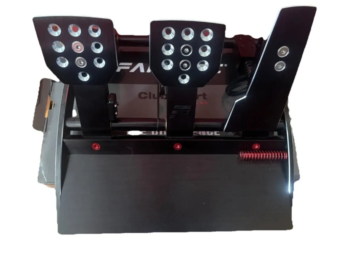 fanatec Clubsport Pedals v3 with performance kit - Image 1