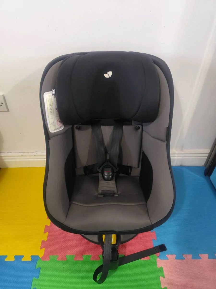 Joie spin 360 isofix car seat - Image 1