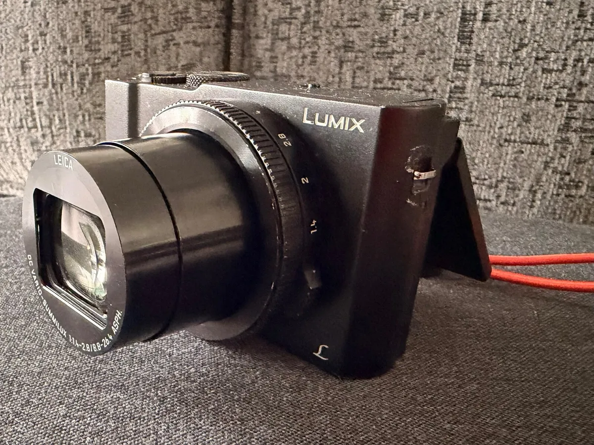 Panasonic DMC-LX15 (LX10) — Good condition — Body - Image 3