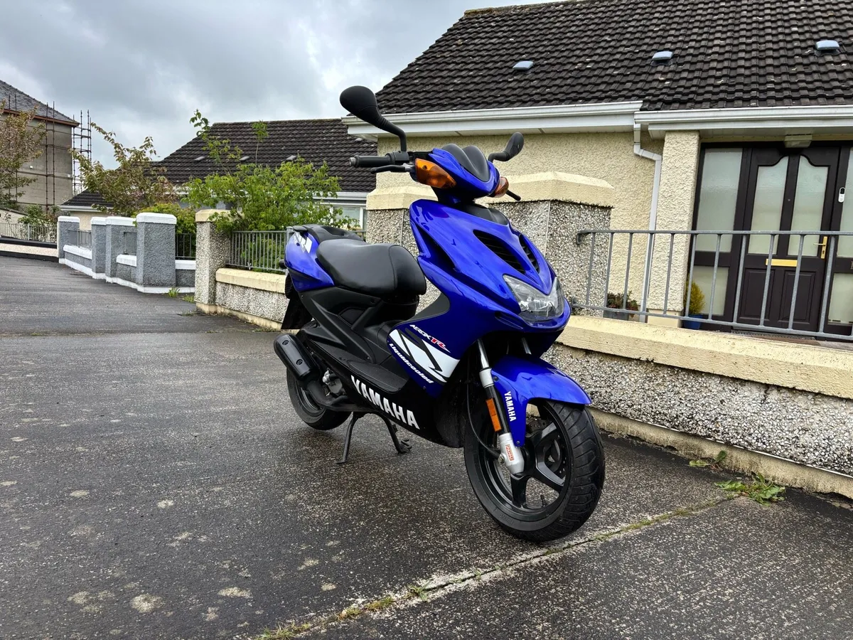 Yamaha 50cc moped - Image 2