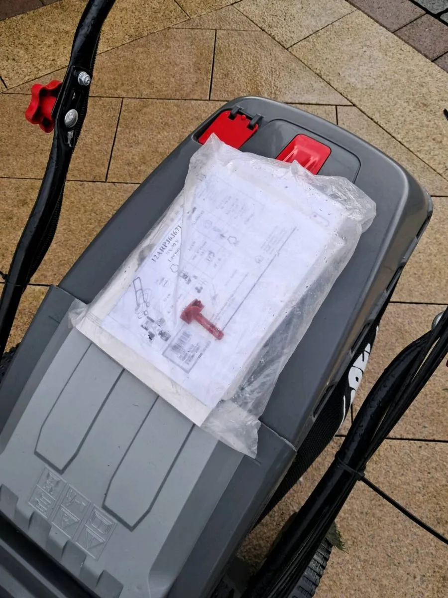 Self Drive Mower - Image 4