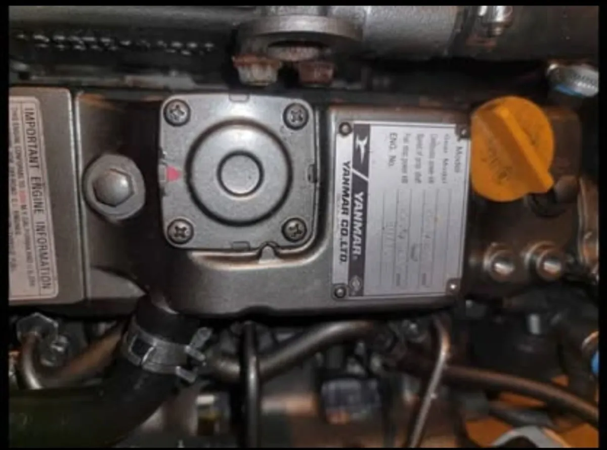Yanmar 3JH4E Marine engine 40hp.

Only 207 hours. - Image 3