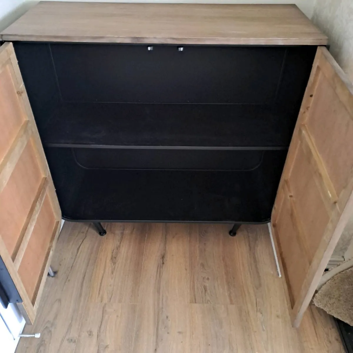Sideboard - Image 2