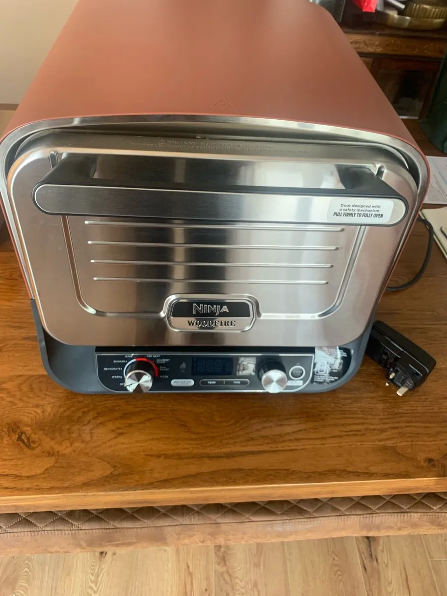 Brand new Ninja Woodfire Pizza Oven - Image 2