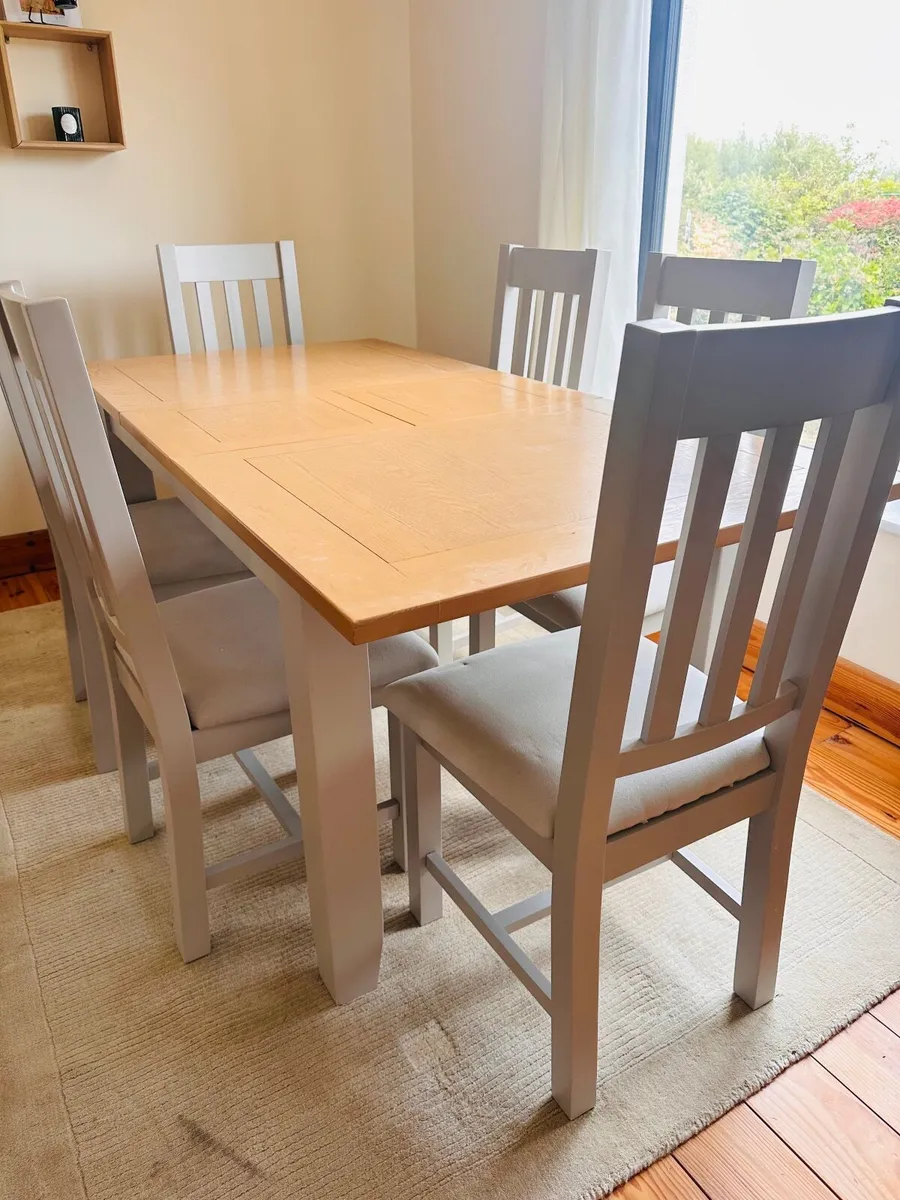 Dining table and chairs - Image 2