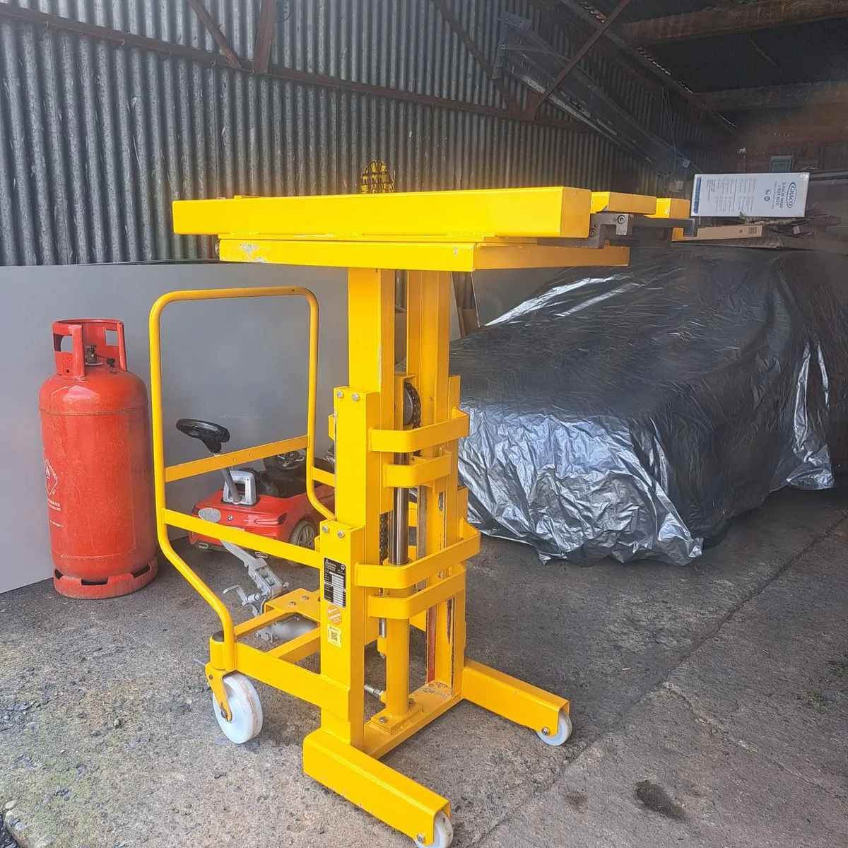 Lifting Trolley - Image 2