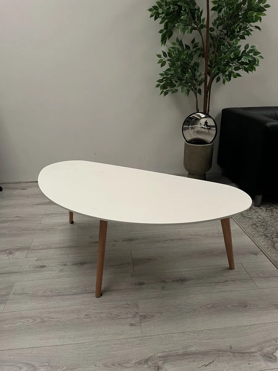 Coffee table - Image 1
