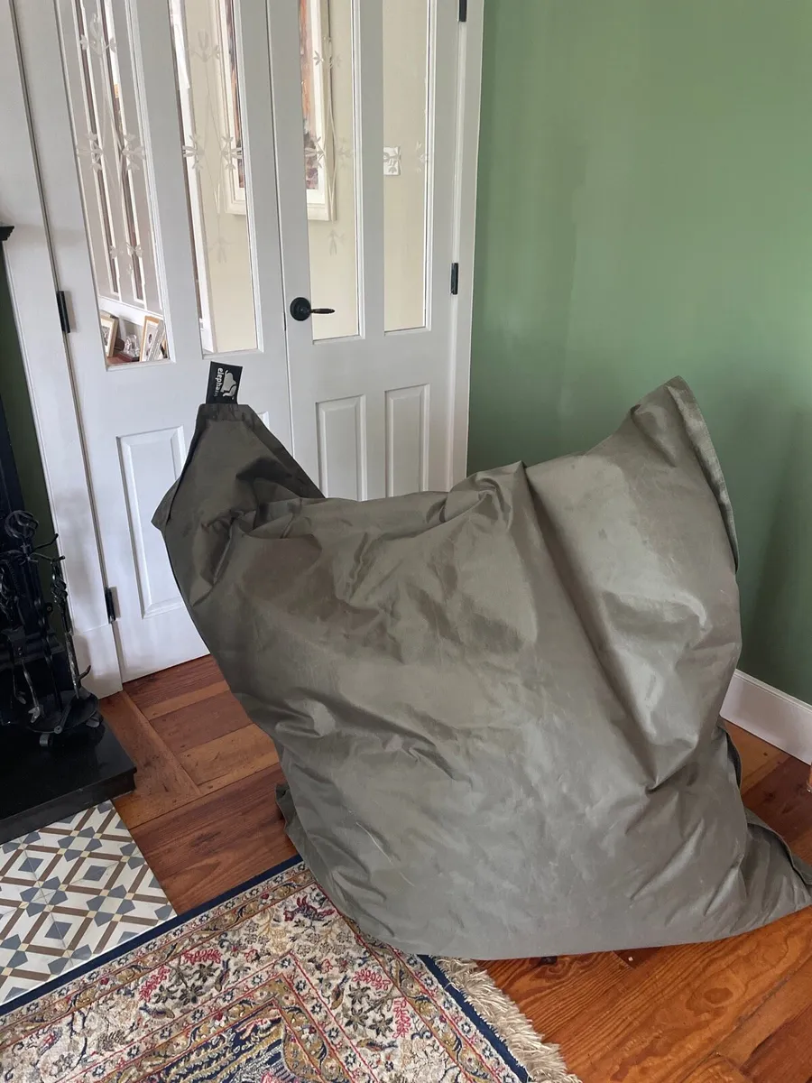 Beanbag by Elephant - Image 3
