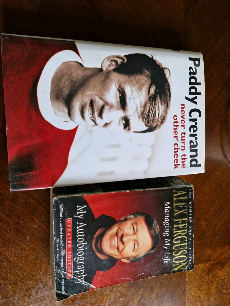 Manchester United Books, Dvs, VHS - Image 3